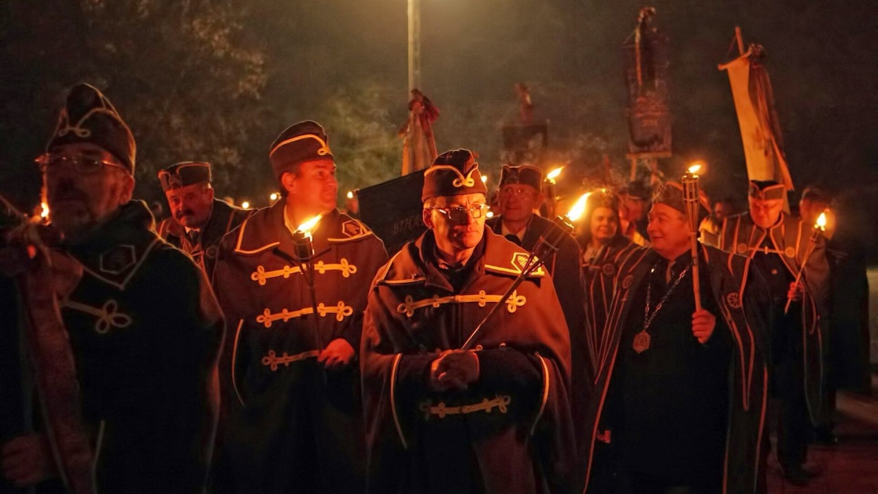 Sweet Buzz: Gyula Honey Festival Returns In 2025